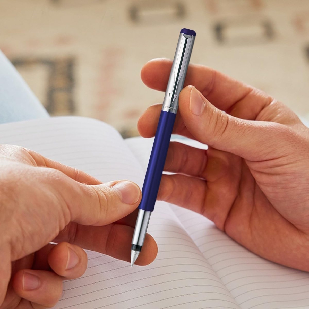 Parker Vector Mettalix Fountain Pen with Quink Ink Bottle | Ink Color Blue | Blue Body with Chrome Trim, Refillable Fine Nib Pen | Smooth Writing Gift Set for Students, Writers, and Professionals